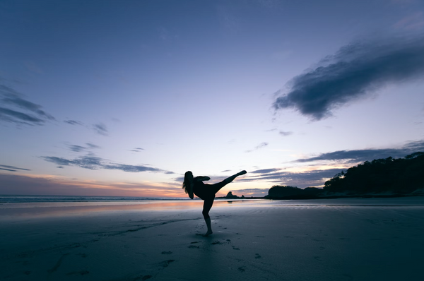 Discover how Lockhold's kratom can enhance your fitness routine by boosting energy and aiding in post-workout recovery. Try free kratom samples today with code DISCOVERLOCK16 for a natural, powerful fitness supplement.